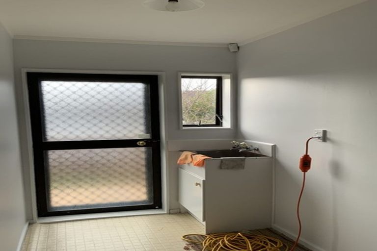 Photo of property in 6/3195 Great North Road, New Lynn, Auckland, 0600