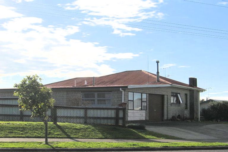 Photo of property in 34 Kaitemako Road, Welcome Bay, Tauranga, 3112
