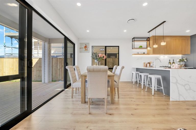 Photo of property in 41 Drumconnell Drive, Flat Bush, Auckland, 2019