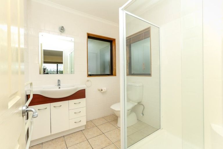 Photo of property in 90a Awanui Street, Merrilands, New Plymouth, 4312
