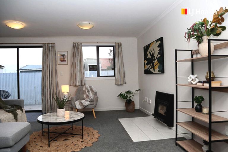 Photo of property in 57 Melbourne Street, South Dunedin, Dunedin, 9012