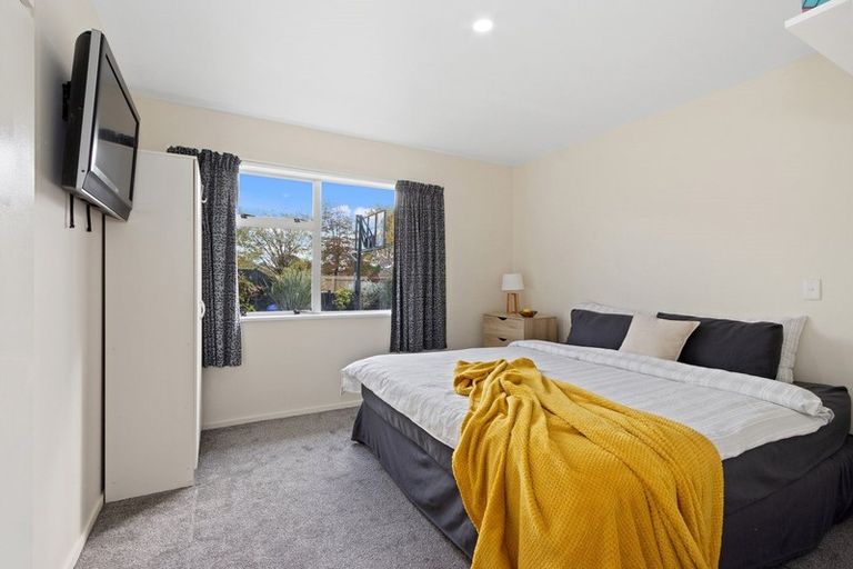 Photo of property in 34 Arcon Drive, Broomfield, Christchurch, 8042