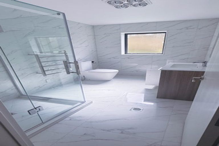 Photo of property in 309 Don Buck Road, Massey, Auckland, 0614