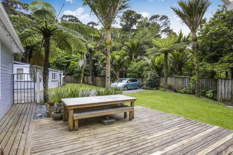 Photo of property in 263 Huia Road, Titirangi, Auckland, 0604