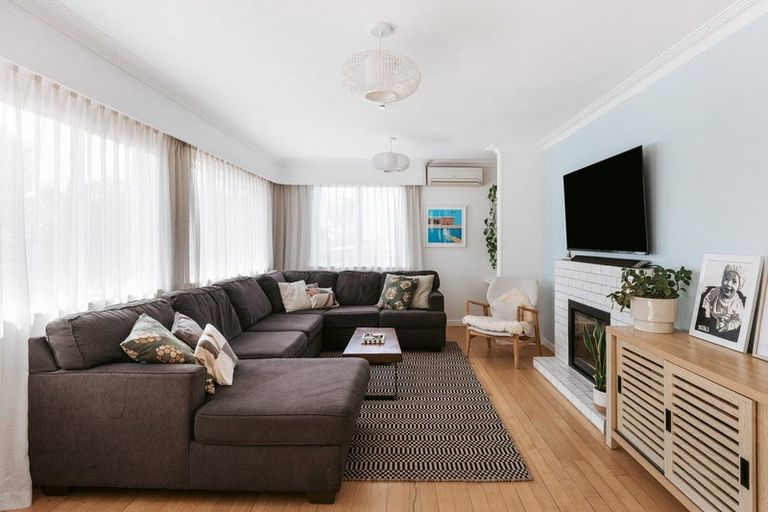 Photo of property in 13 Tupaea Place, Otumoetai, Tauranga, 3110