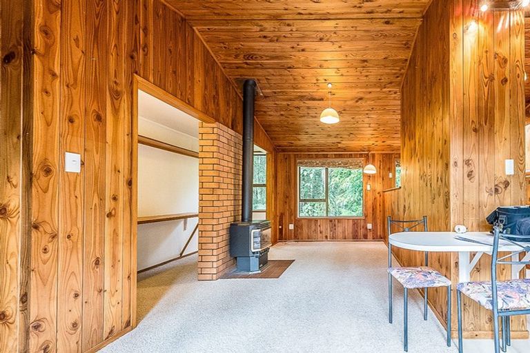 Photo of property in 3 Hebe Place, Birkenhead, Auckland, 0626