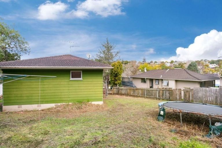 Photo of property in 5 Topliss Drive, Northcross, Auckland, 0632