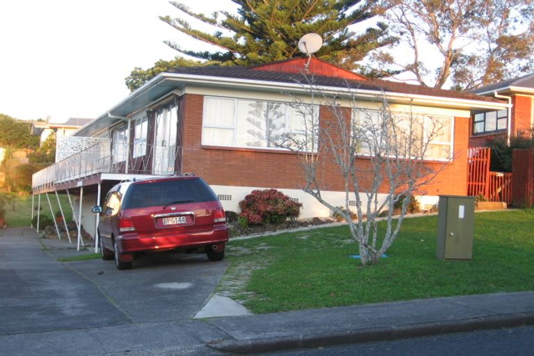 Photo of property in 2/48 O'halloran Road, Howick, Auckland, 2014