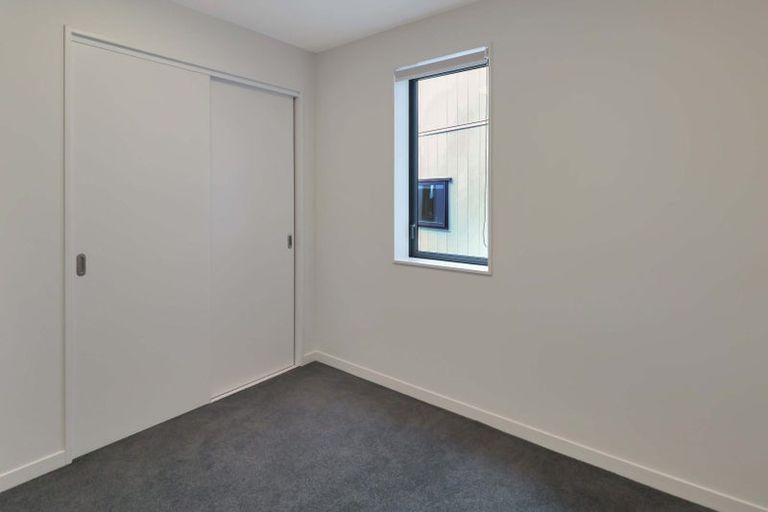 Photo of property in 67u3 Tiketike Way, Brooklyn, Wellington, 6021
