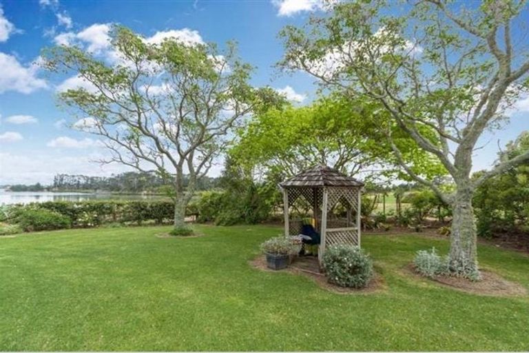 Photo of property in 58 Derbyshire Lane, Karaka, Papakura, 2580