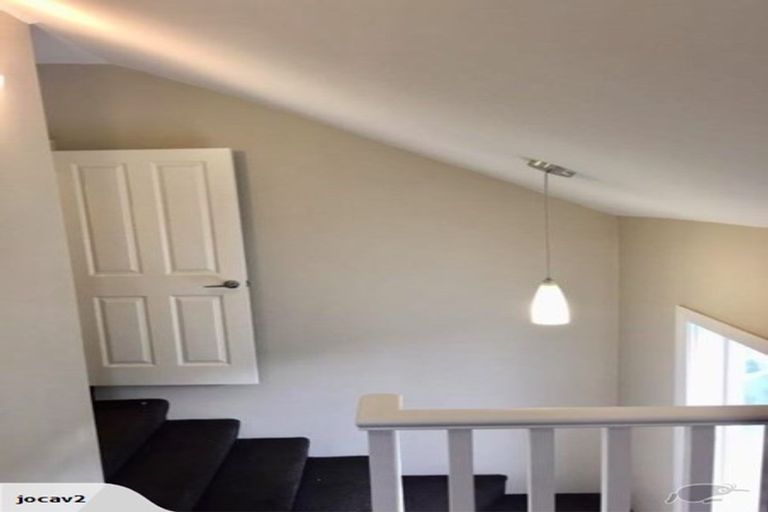 Photo of property in 6 Mckinley Crescent, Brooklyn, Wellington, 6021