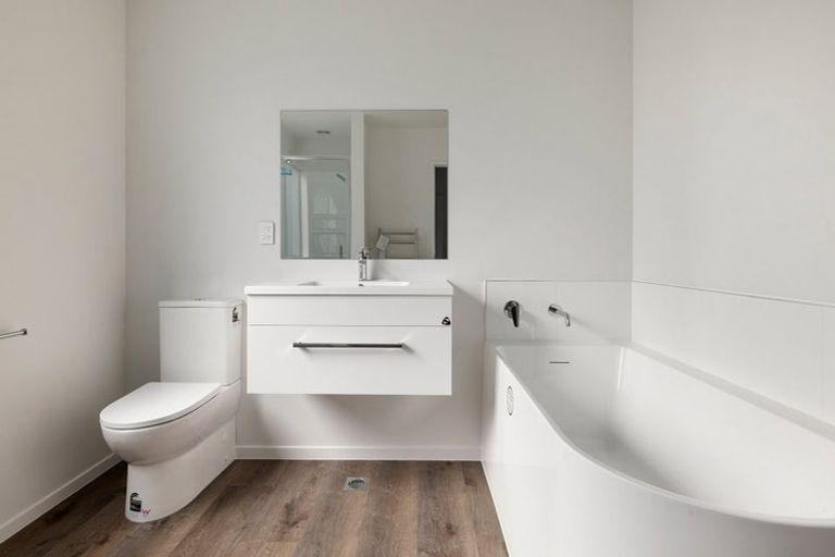 Photo of property in 7 Victor Way, Hamilton Lake, Hamilton, 3204