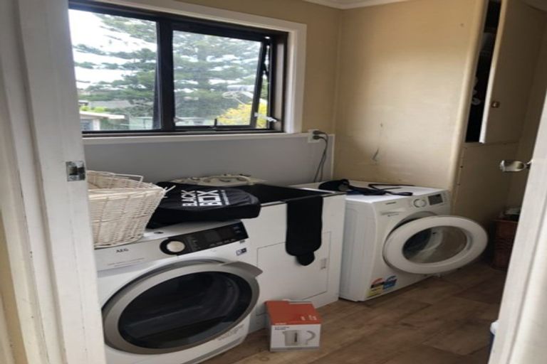 Photo of property in 17 Matapouri Road, Mangere Bridge, Auckland, 2022