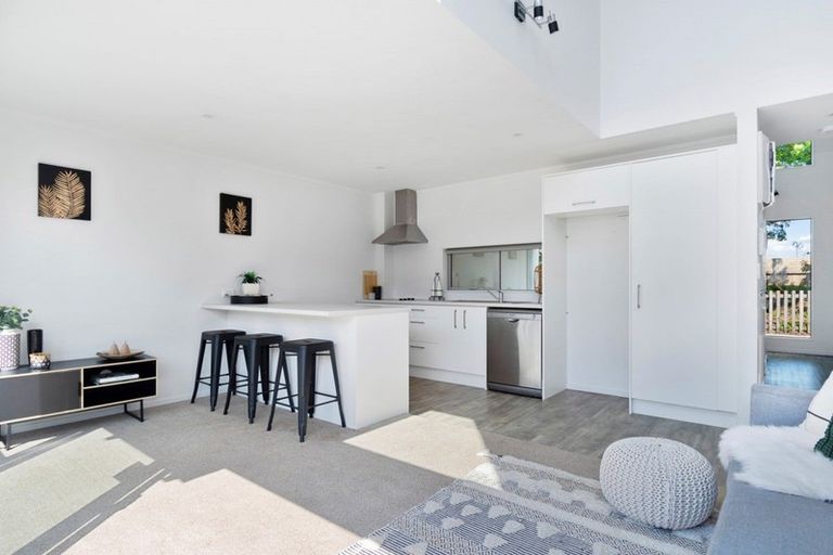 Photo of property in 31 Reynolds Place, Papamoa Beach, Papamoa, 3118