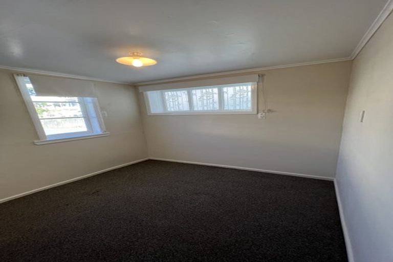 Photo of property in 14 Bidwill Street, Mount Cook, Wellington, 6021