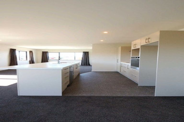 Photo of property in 2 Hartford Crescent, Rolleston, 7615