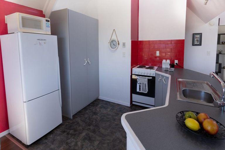 Photo of property in 7 Admiralty Street, Crofton Downs, Wellington, 6035