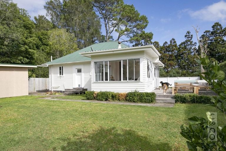 Photo of property in 49 Cambridge Road, Riverhead, 0820