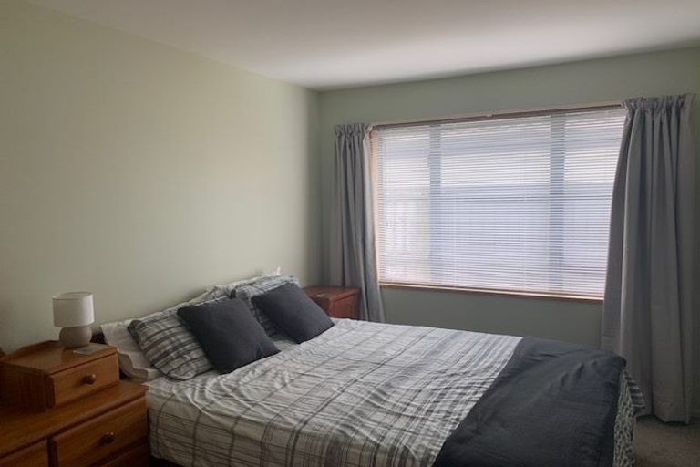 Photo of property in 32 Seymour Street, Hornby, Christchurch, 8042