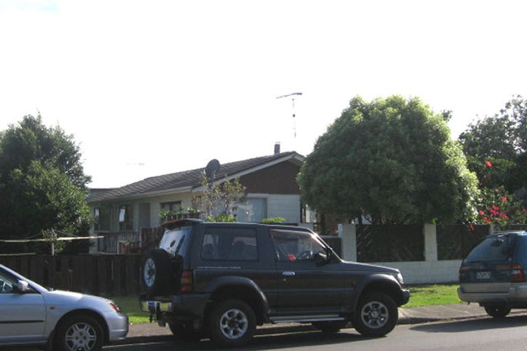 Photo of property in 97 Hillside Road, Glenfield, Auckland, 0627