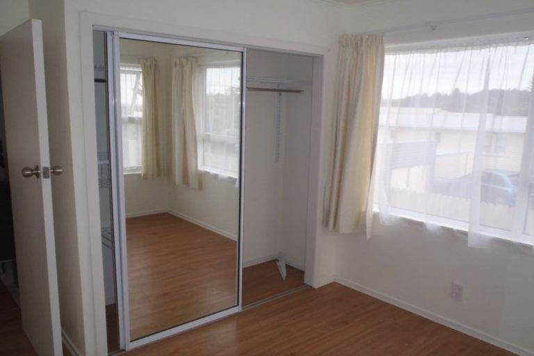 Photo of property in 1/59 Glendale Road, Glen Eden, Auckland, 0602