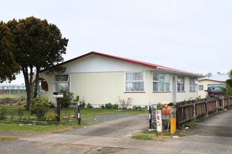 Photo of property in 13 Jury Place, Favona, Auckland, 2024
