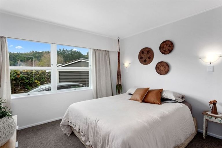 Photo of property in 5b Halberg Crescent, Whakatane, 3120