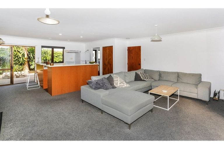 Photo of property in 3/10 King Edward Avenue, Papakura, 2110