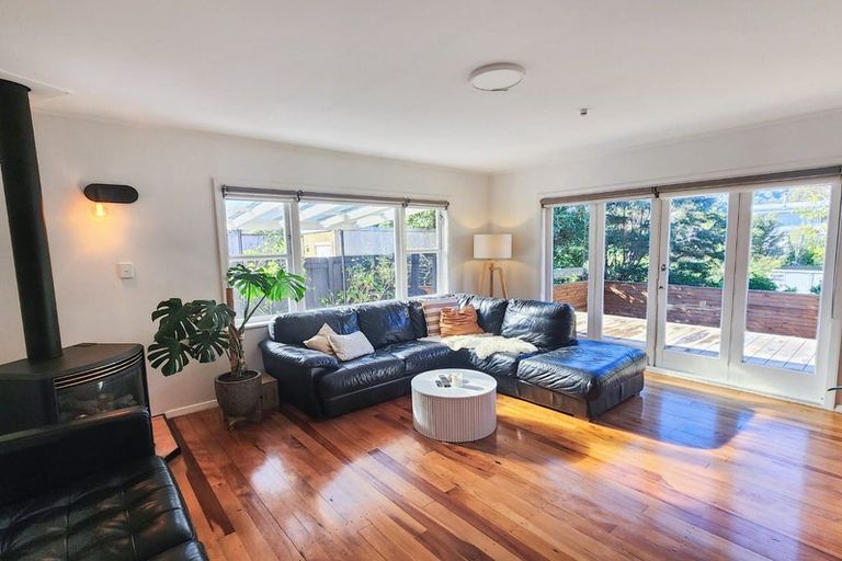 Photo of property in 36 Holborn Drive, Stokes Valley, Lower Hutt, 5019