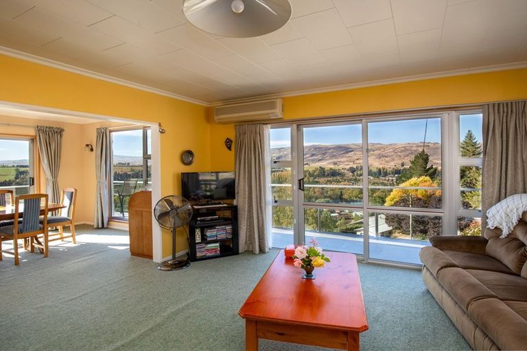 Photo of property in 16 Edinburgh Street, Roxburgh, 9500