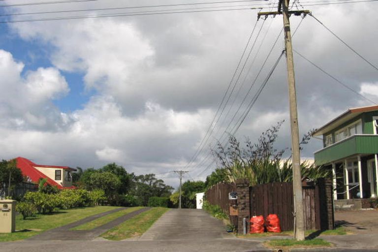 Photo of property in 1/84 East Coast Road, Milford, Auckland, 0620