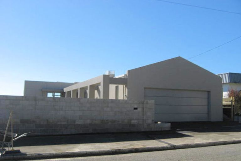 Photo of property in 10 Avon Street, South Hill, Oamaru, 9400