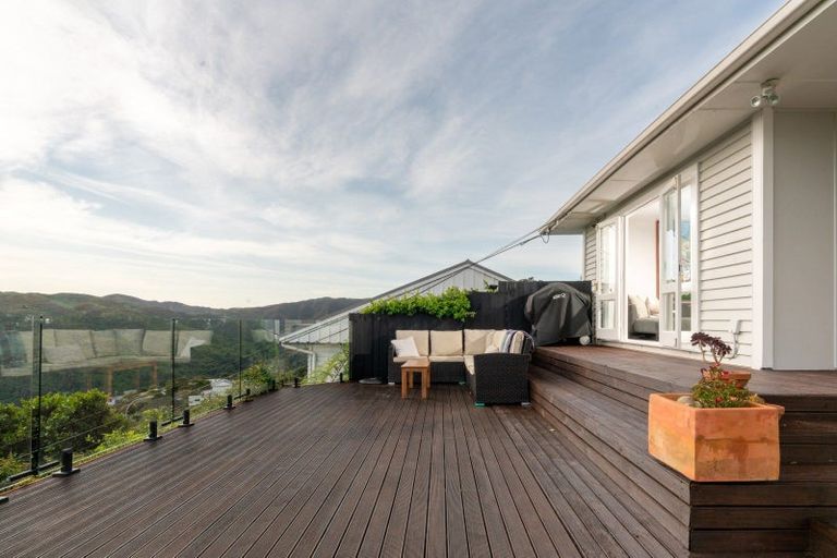 Photo of property in 29 Bedford Street, Northland, Wellington, 6012