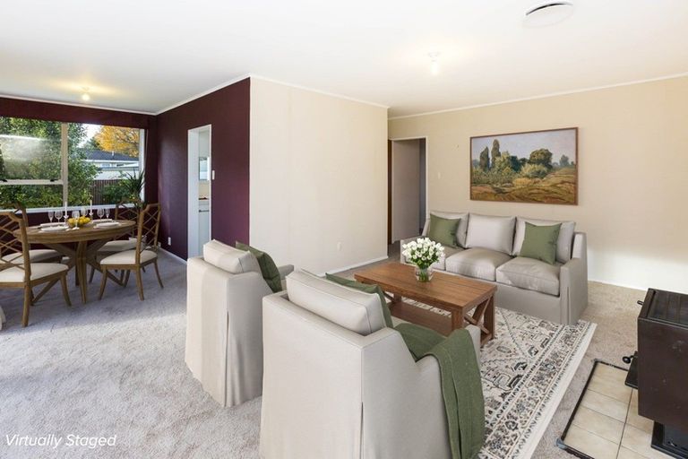Photo of property in 2/72 Pasadena Crescent, Totara Park, Upper Hutt, 5018