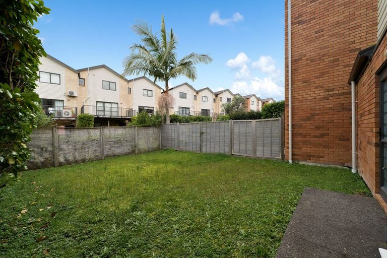 Photo of property in St Claire Village, 58/172 Mcleod Road, Te Atatu South, Auckland, 0610