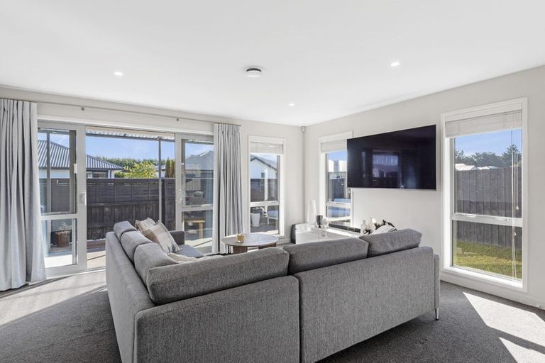 Photo of property in 7 Mclendon Green, Belfast, Christchurch, 8051