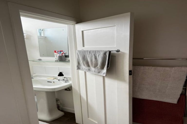 Photo of property in 22 Devon Street, Aro Valley, Wellington, 6021