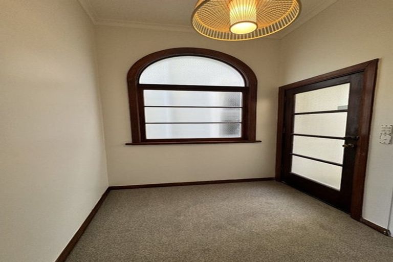 Photo of property in 355 The Terrace, Te Aro, Wellington, 6011
