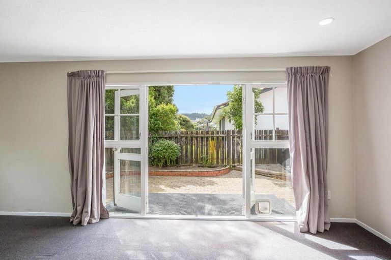 Photo of property in 31 Latitude Close, Whitby, Porirua, 5024
