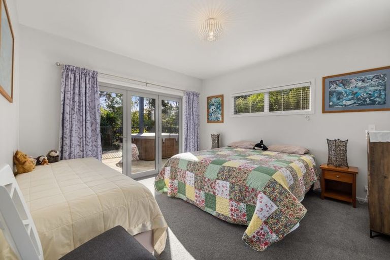 Photo of property in 6 Riverglen Drive, Haruru, 0204