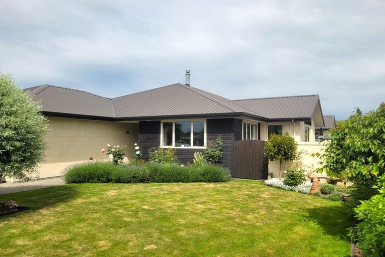 Photo of property in 8 Hewlings Place, Temuka, 7920