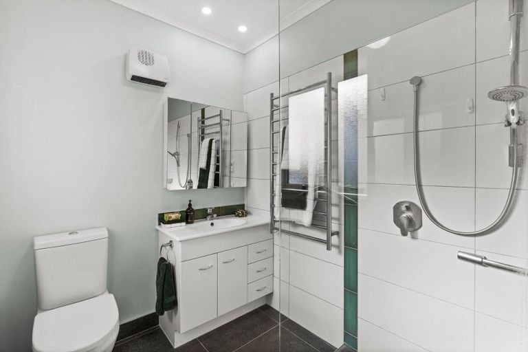 Photo of property in 1 Te Puna Place, Havelock North, 4130