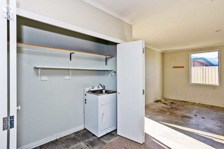 Photo of property in 46 Hoffman Court, Waikiwi, Invercargill, 9810