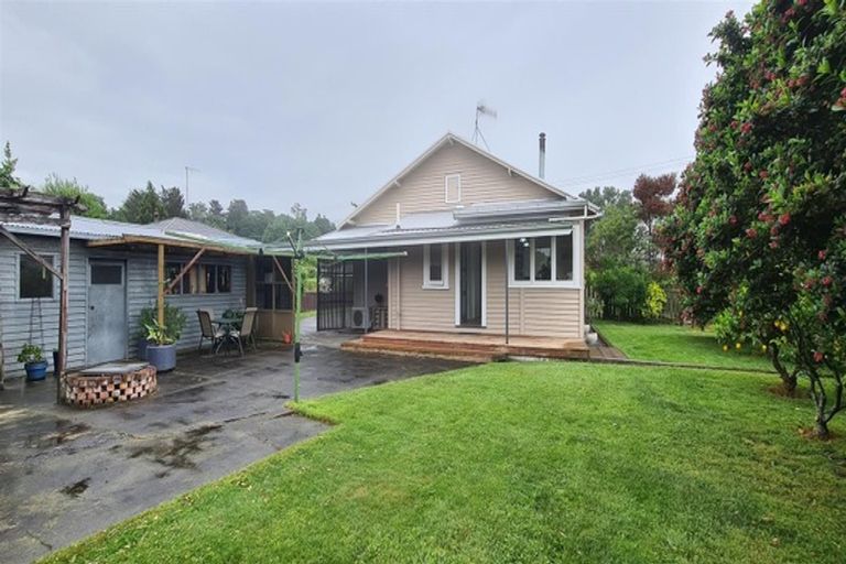 Photo of property in 23 Victoria Street, Waipawa, 4210