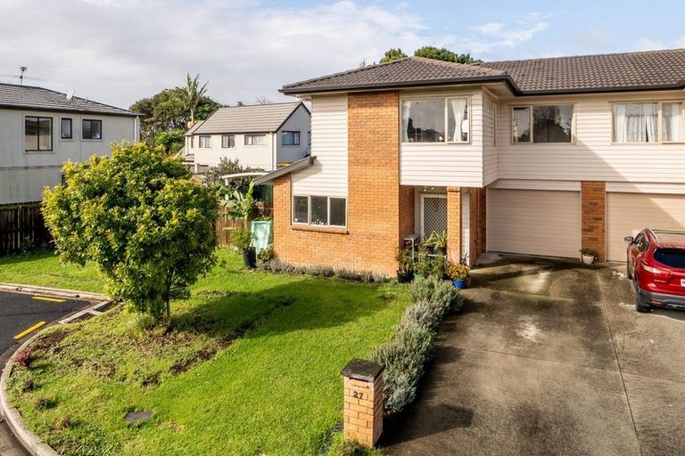 Photo of property in 27 Roy Douglas Place, Favona, Auckland, 2024