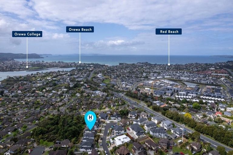 Photo of property in 13 Spyglass Street, Red Beach, 0932