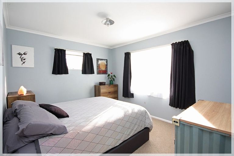 Photo of property in 49 Strathmore Avenue, Levin, 5510
