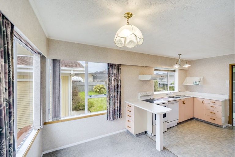 Photo of property in 43 Holyrood Street, Taradale, Napier, 4112