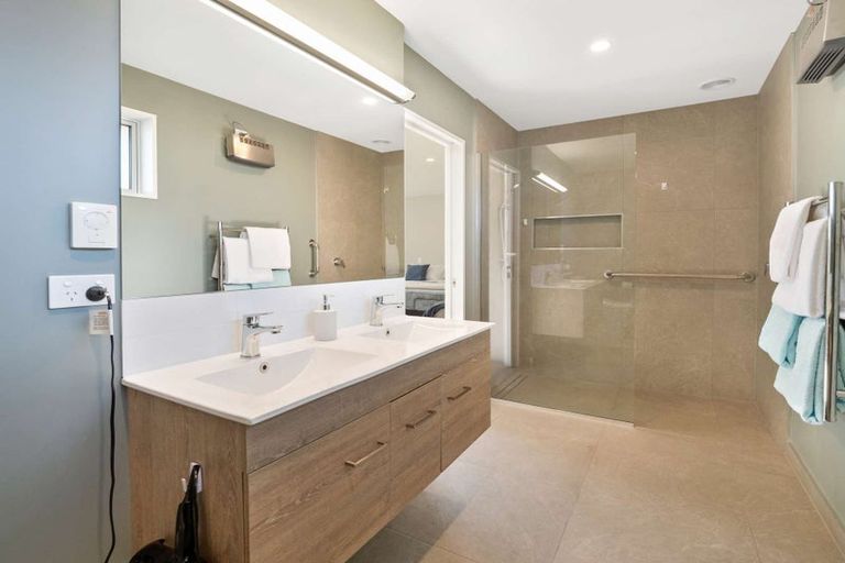 Photo of property in 6 Westview Drive, Tinwald, Ashburton, 7700