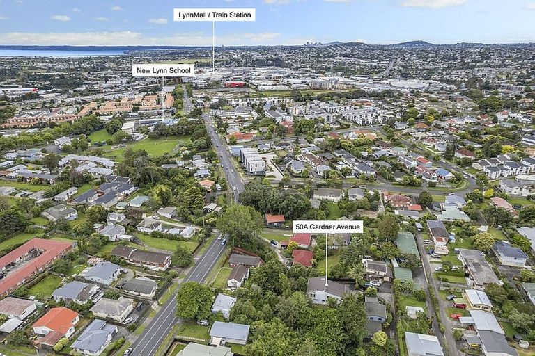 Photo of property in 50a Gardner Avenue, New Lynn, Auckland, 0600